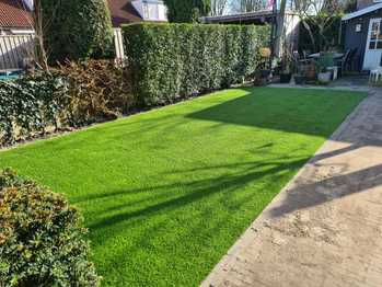 Vervangen natuurlijk gras voor kunstgras