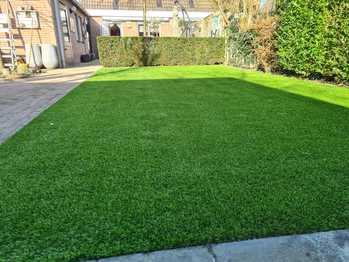 Vervangen natuurlijk gras voor kunstgras
